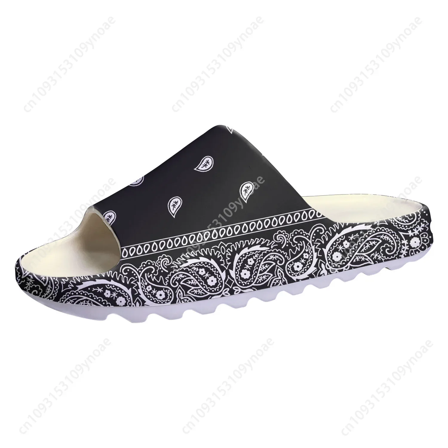 Bandana Blank White - باندانا بيزلي لينة وحيد النعال قباقيب